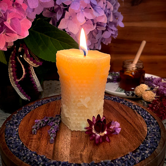 Honeybees’ Bliss Candle