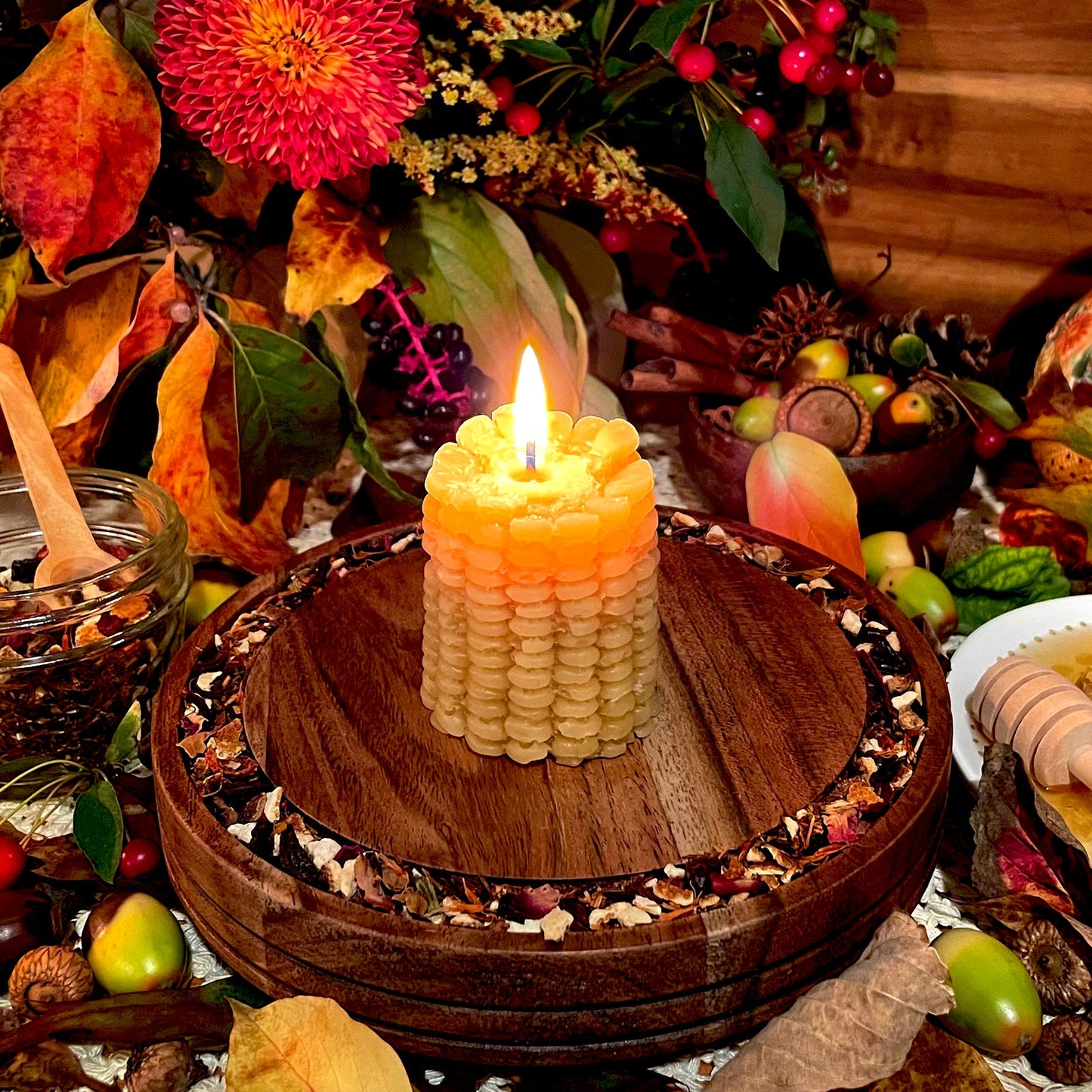 Harvest Husk Beeswax Candle
