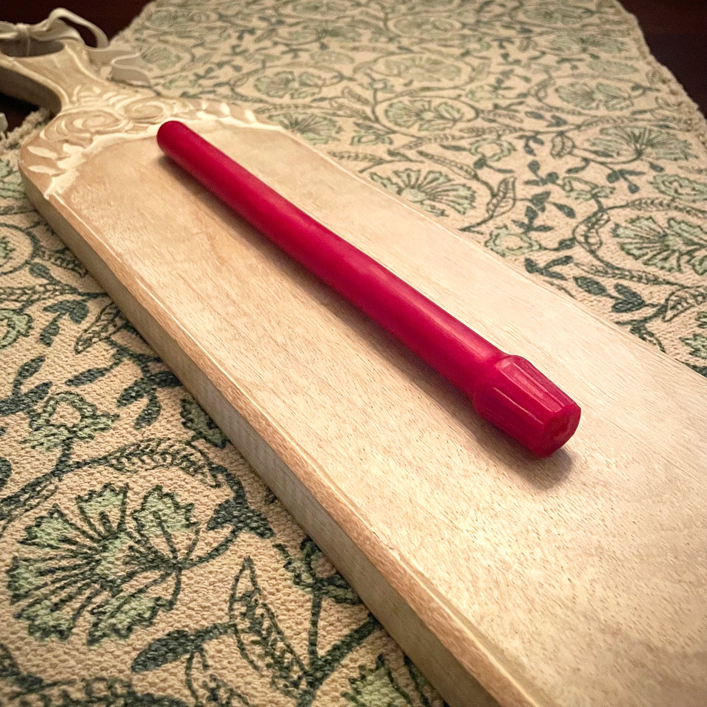 Red Beeswax Taper (Thick 10in)